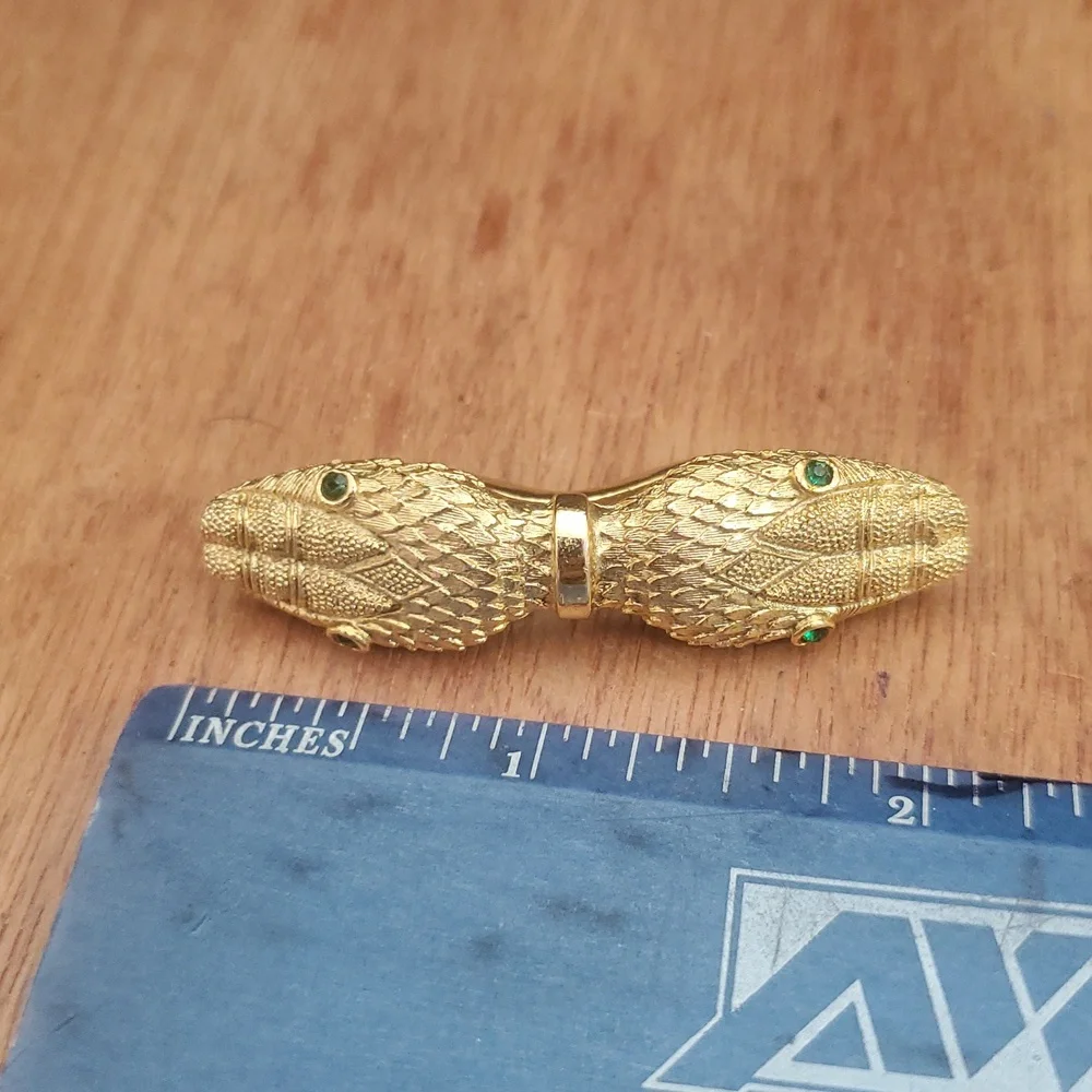 N/A elegant gold